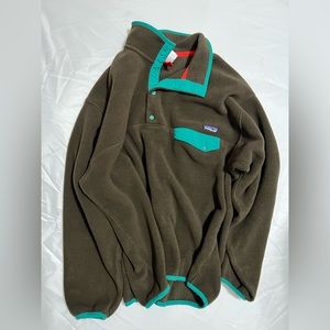 Mens Patagonia sweatshirt ( size L )